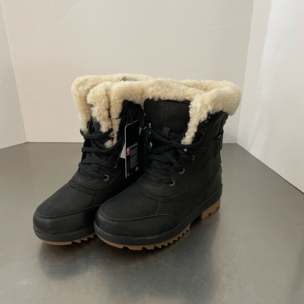 New Sorel Women’s Tivoli IV black boot size 6